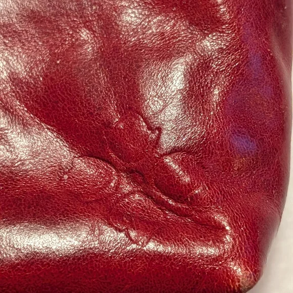 Patricia Nash Deep Red Leather Purse Handbag Like NEW Clutch Bag Chain Retro - Picture 4 of 4